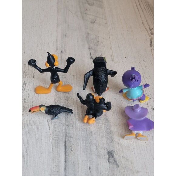Penguin duck cartoon variety bird toy set daffy surfs up - Picture 8 of 9